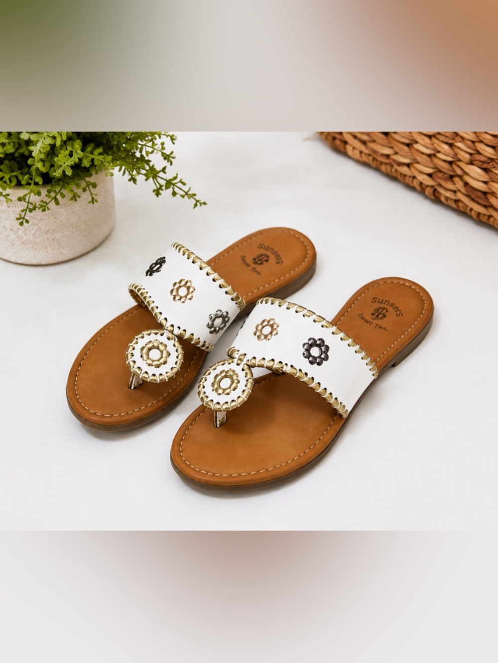 White Floral Toe-Ring Slide Sandals
